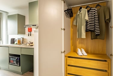 Silver Studio - Image 6